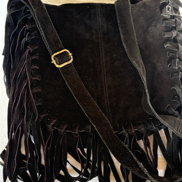 Black Fringe suede Crossbody Bag Forever 21 - Picture 7 of 7